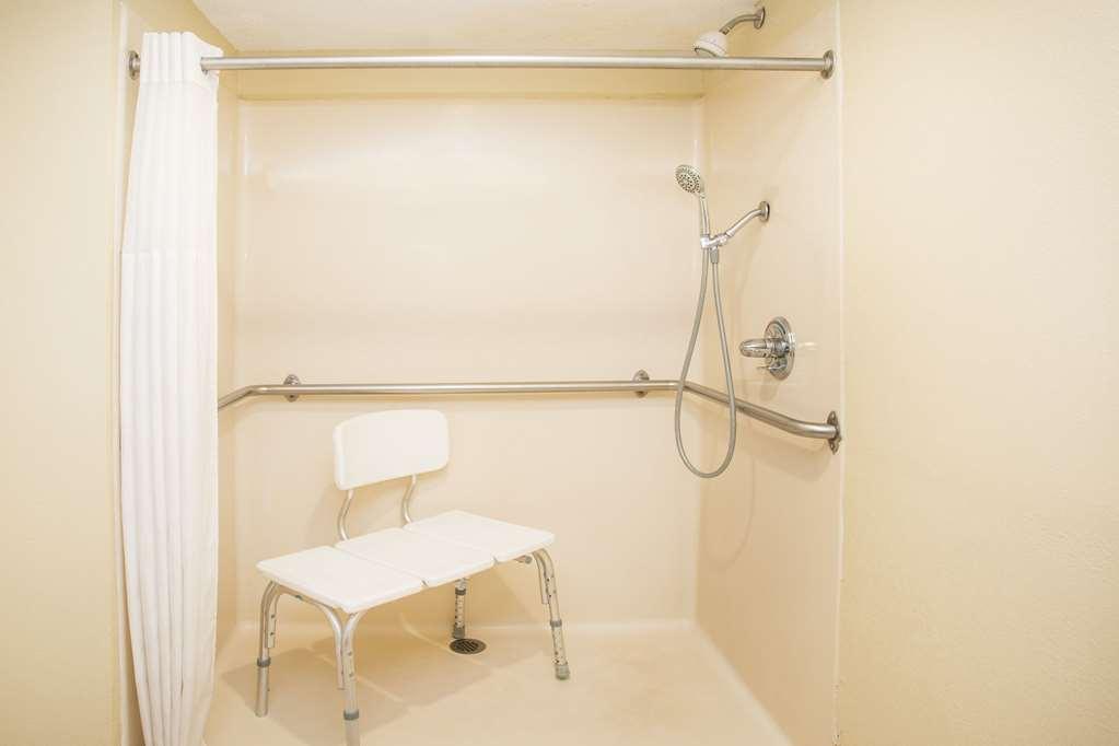 Days Inn & Suites By Wyndham Columbia Airport West Columbia Habitación foto