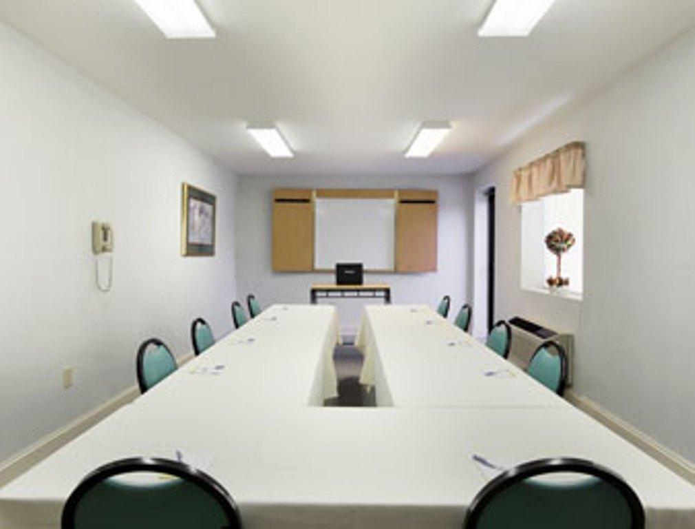 Days Inn & Suites By Wyndham Columbia Airport West Columbia Facilidades foto